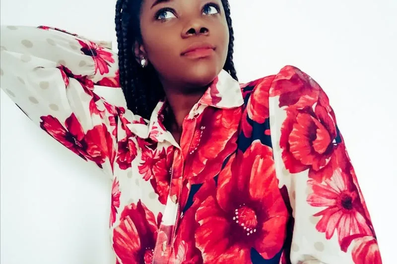 Sauce crème réduisant dans une casserole