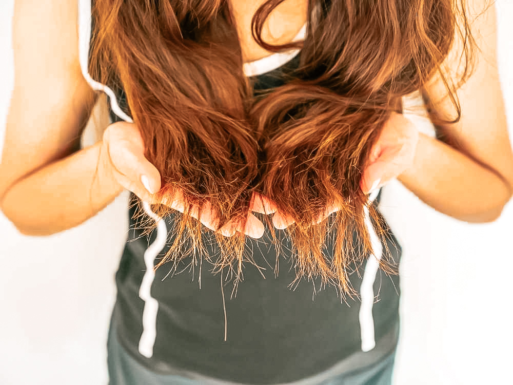 RÃ©parer ses cheveux secs : les 5 astuces imparables !